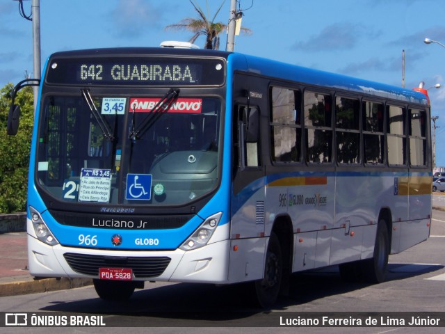 Transportadora Globo 966 na cidade de Recife, Pernambuco, Brasil, por Luciano Ferreira de Lima Júnior. ID da foto: 6900965.