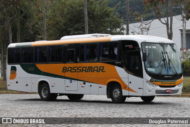 Viação Bassamar 109 na cidade de Juiz de Fora, Minas Gerais, Brasil, por Douglas Paternezi. Número da foto: #6904613.