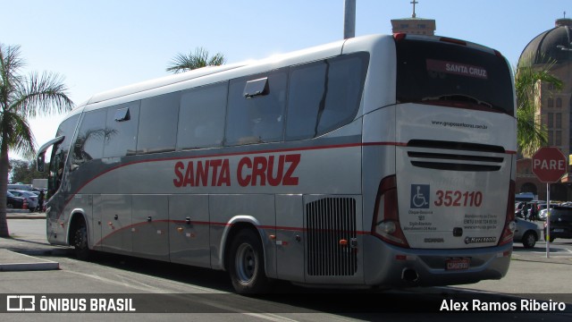 Viação Santa Cruz 352110 na cidade de Aparecida, São Paulo, Brasil, por Alex Ramos Ribeiro. ID da foto: 6906154.