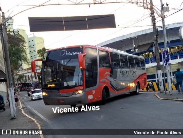 Empresa de Ônibus Pássaro Marron 5013 na cidade de Aparecida, São Paulo, Brasil, por Vicente de Paulo Alves. Número da foto: #6911007.