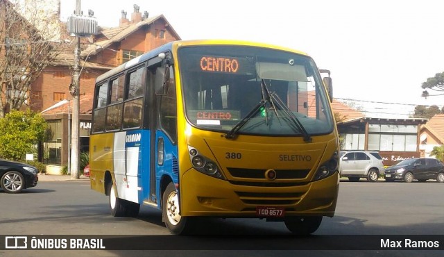 Gramado Turismo 380 na cidade de Gramado, Rio Grande do Sul, Brasil, por Max Ramos. ID da foto: 6911018.