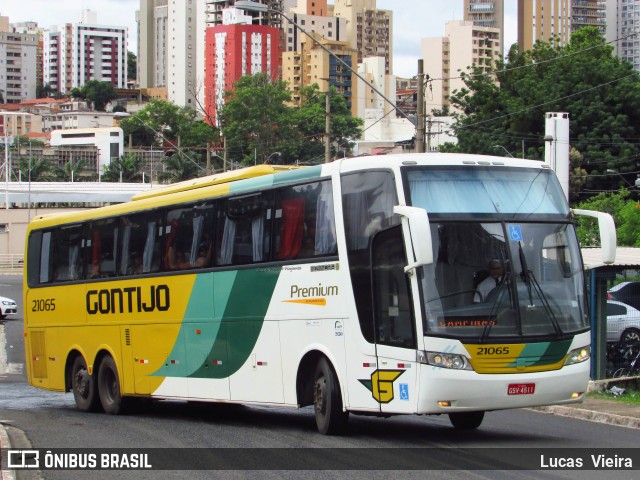 Empresa Gontijo de Transportes 21065 na cidade de Ribeirão Preto, São Paulo, Brasil, por Lucas Vieira. ID da foto: 6911819.