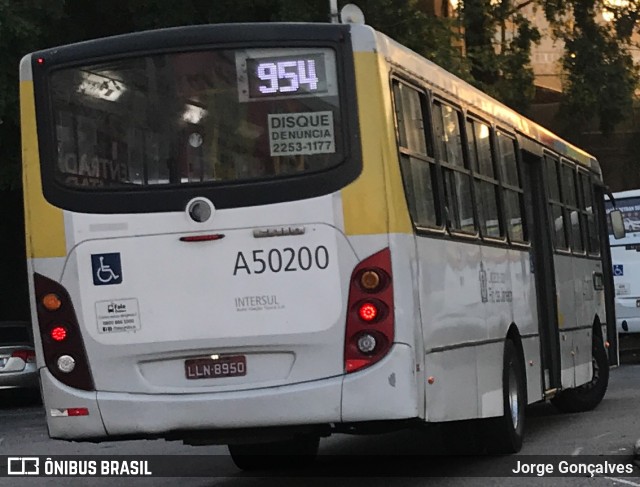 Tijuquinha - Auto Viação Tijuca A50200 na cidade de Rio de Janeiro, Rio de Janeiro, Brasil, por Jorge Gonçalves. ID da foto: 6914008.