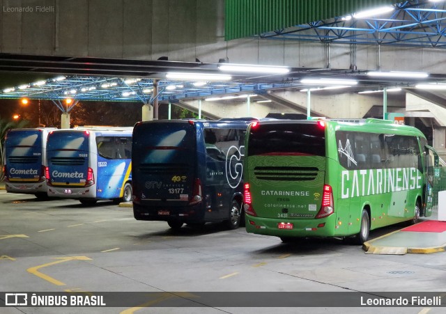 Auto Viação Catarinense 3431 na cidade de São Paulo, São Paulo, Brasil, por Leonardo Fidelli. ID da foto: 6915262.