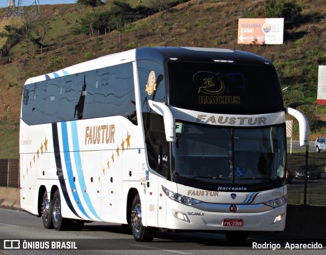 Faustur Turismo 600 na cidade de Aparecida, São Paulo, Brasil, por Rodrigo  Aparecido. ID da foto: 6917578.