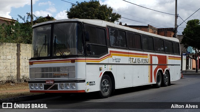 Transnosso Transportadora Turística 1957 na cidade de Belo Horizonte, Minas Gerais, Brasil, por Ailton Alves. ID da foto: 6920458.