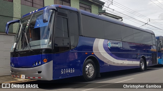 Autobuses sin identificación - Costa Rica SJB 8689 na cidade de Cartago, Cartago, Costa Rica, por Christopher Gamboa. Número da foto: #6920780.