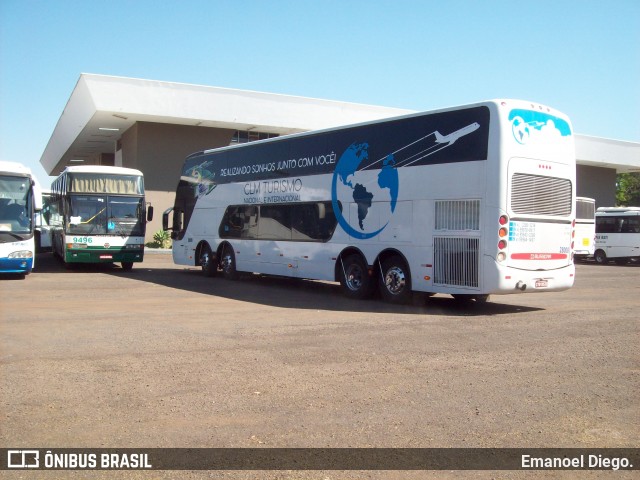 Ônibus Particulares 28008 na cidade de Apucarana, Paraná, Brasil, por Emanoel Diego.. ID da foto: 6920866.