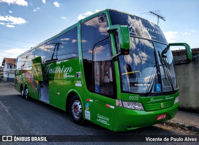 Jasmim Turismo 5020 na cidade de Araxá, Minas Gerais, Brasil, por Vicente de Paulo Alves. ID da foto: 6925172.