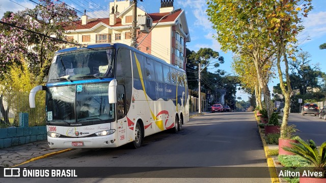 Advance Transatur 3896 na cidade de Canela, Rio Grande do Sul, Brasil, por Ailton Alves. ID da foto: 6854730.