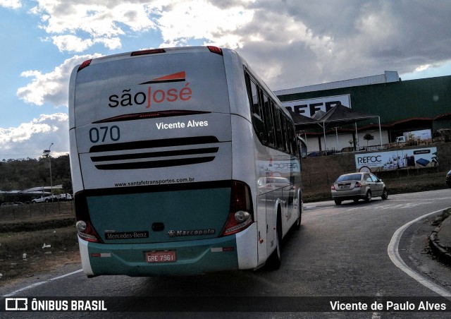 Viação São José 070 na cidade de Divinópolis, Minas Gerais, Brasil, por Vicente de Paulo Alves. ID da foto: 6928499.