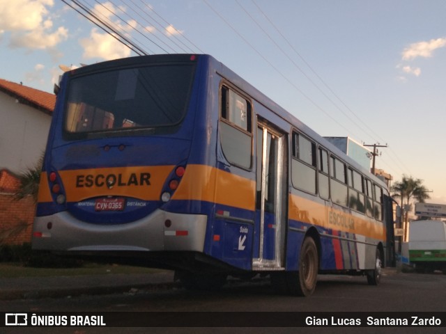 Escolares 52 na cidade de Ji-Paraná, Rondônia, Brasil, por Gian Lucas  Santana Zardo. Número da foto: #6926899.