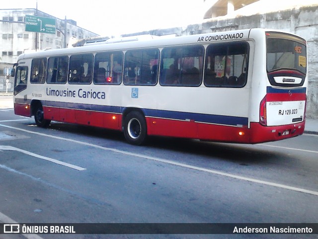 Empresa de Transportes Limousine Carioca RJ 129.023 na cidade de Rio de Janeiro, Rio de Janeiro, Brasil, por Anderson Nascimento . Número da foto: #6927353.