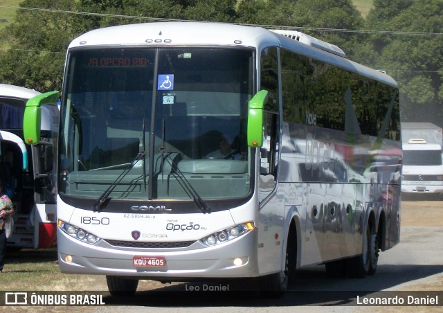 Nova Opção Turismo 1850 na cidade de Natividade, Rio de Janeiro, Brasil, por Leonardo Daniel. ID da foto: 6928153.