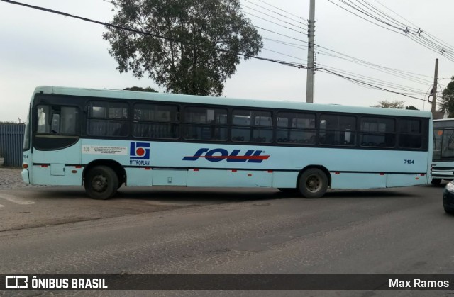 SOUL - Sociedade de Ônibus União Ltda. 7104 na cidade de Alvorada, Rio Grande do Sul, Brasil, por Max Ramos. Número da foto: #6930940.