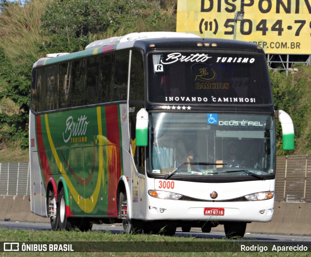 Britto Turismo 3000 na cidade de Aparecida, São Paulo, Brasil, por Rodrigo  Aparecido. Número da foto: #6932270.