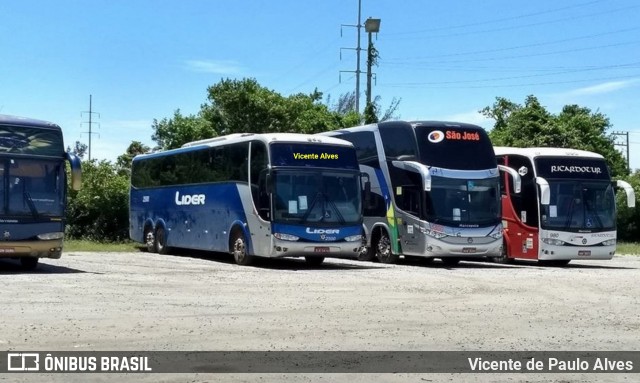 Líder Turismo 2500 na cidade de Cabo Frio, Rio de Janeiro, Brasil, por Vicente de Paulo Alves. Número da foto: #6932233.