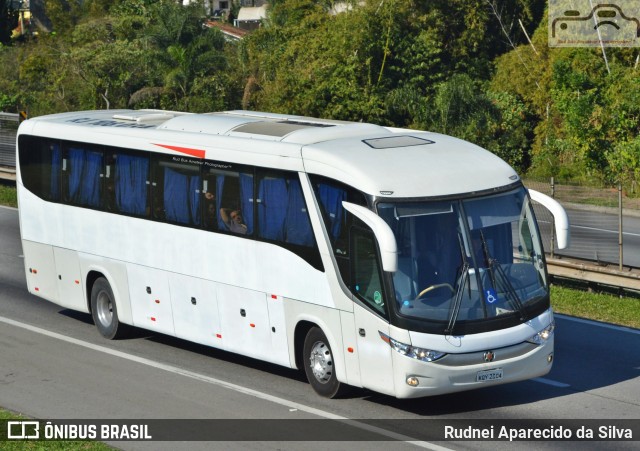 Ônibus Particulares 2004 na cidade de Santa Isabel, São Paulo, Brasil, por Rudnei Aparecido da Silva. ID da foto: 6931959.