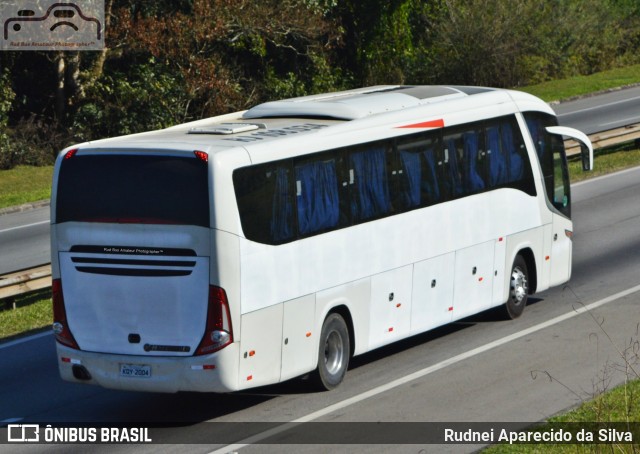Ônibus Particulares 2004 na cidade de Santa Isabel, São Paulo, Brasil, por Rudnei Aparecido da Silva. Número da foto: #6931965.