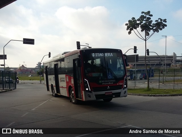 Pêssego Transportes 4 7594 na cidade de São Paulo, São Paulo, Brasil, por Andre Santos de Moraes. Número da foto: #6857676.
