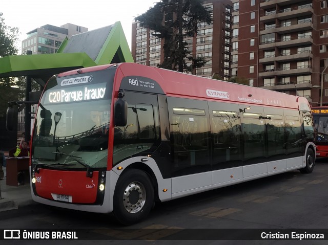 Redbus Urbano 767 na cidade de Las Condes, Santiago, Metropolitana de Santiago, Chile, por Cristian Espinoza. Número da foto: #6860244.