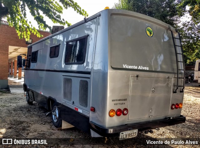 Motorhomes 9523 na cidade de Aparecida, São Paulo, Brasil, por Vicente de Paulo Alves. Número da foto: #6861866.