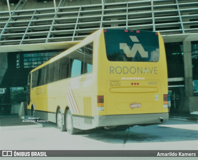 Viação Itapemirim 6831 na cidade de Florianópolis, Santa Catarina, Brasil, por Amarildo Kamers. ID da foto: 6863305.