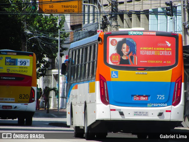 Empresa Pedrosa 725 na cidade de Recife, Pernambuco, Brasil, por Gabriel Lima. Número da foto: #6863661.