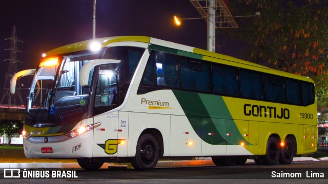 Empresa Gontijo de Transportes 19300 na cidade de Vitória, Espírito Santo, Brasil, por Saimom  Lima. ID da foto: 6867793.