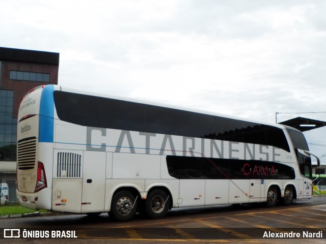 Auto Viação Catarinense 3718 na cidade de Cascavel, Paraná, Brasil, por Alexandre Rodrigo. Número da foto: #6868432.