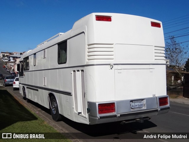 Motorhomes 5680 na cidade de Irati, Paraná, Brasil, por André Felipe Mudrei. ID da foto: 6868064.