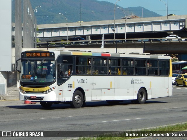 Real Auto Ônibus A41047 na cidade de Rio de Janeiro, Rio de Janeiro, Brasil, por André Luiz Gomes de Souza. Número da foto: #6871659.