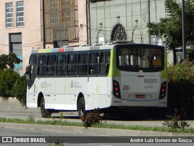 Viação Pavunense B32575 na cidade de Rio de Janeiro, Rio de Janeiro, Brasil, por André Luiz Gomes de Souza. ID da foto: 6871679.