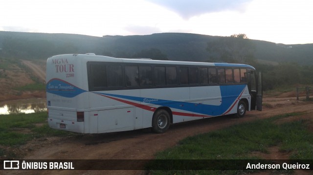 MGVA Tour 2200 na cidade de Cordisburgo, Minas Gerais, Brasil, por Anderson Queiroz. ID da foto: 6961424.