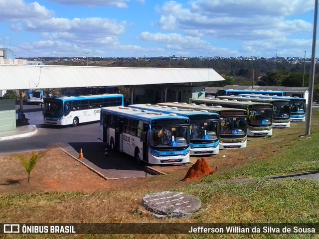 Terminais Rodoviários e Urbanos RIACHO FUNDO I - DF na cidade de Riacho Fundo, Distrito Federal, Brasil, por Jefferson Willian da Silva de Sousa. ID da foto: 6959892.