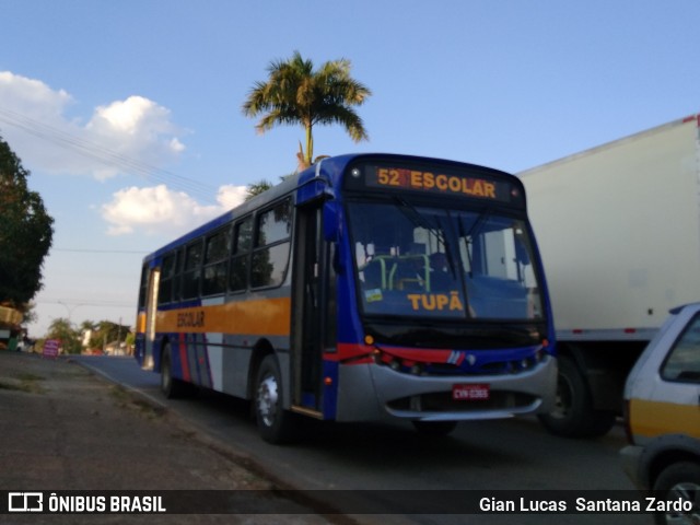 Escolares 52 na cidade de Ji-Paraná, Rondônia, Brasil, por Gian Lucas  Santana Zardo. Número da foto: #6960022.