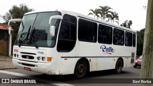 Rulla Tur 944 na cidade de Porto Alegre, Rio Grande do Sul, Brasil, por Davi Borba. Número da foto: #6959660.