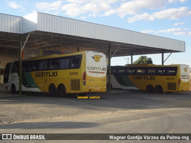 Empresa Gontijo de Transportes 12010 na cidade de Várzea da Palma, Minas Gerais, Brasil, por Wagner Gontijo Várzea da Palma-mg. Número da foto: #6964824.