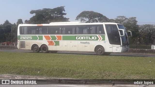 Empresa Gontijo de Transportes 21225 na cidade de Caçapava, São Paulo, Brasil, por odair lopes. ID da foto: 6963858.