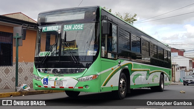 Transportes Blanco SJB 15323 na cidade de San José, San José, Costa Rica, por Christopher Gamboa. Número da foto: #6967579.