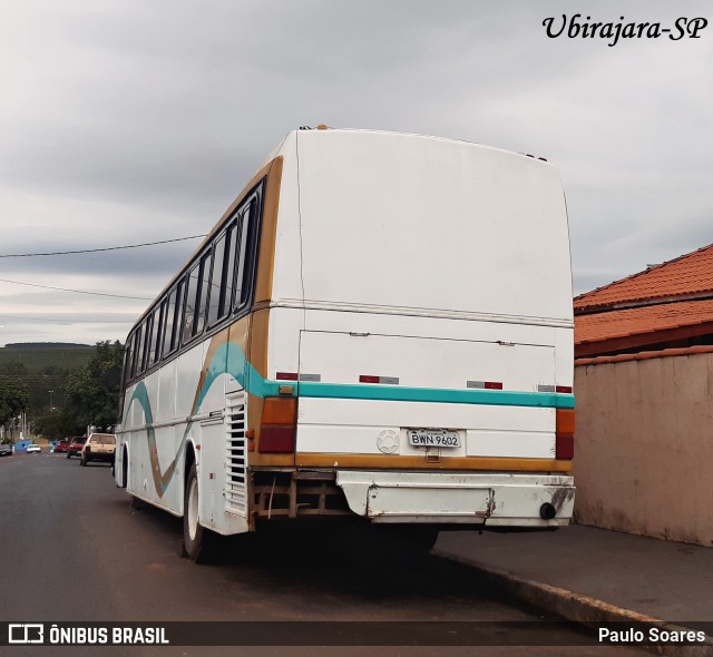 Ônibus Particulares 9602 na cidade de Ubirajara, São Paulo, Brasil, por Paulo Soares. Número da foto: #6965263.