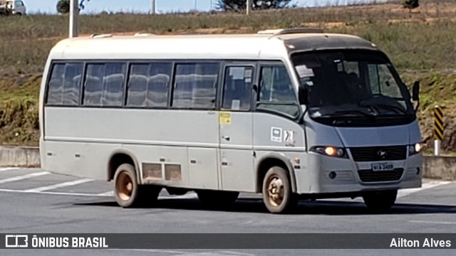 Ônibus Particulares 2459 na cidade de Formiga, Minas Gerais, Brasil, por Ailton Alves. Número da foto: #6967550.