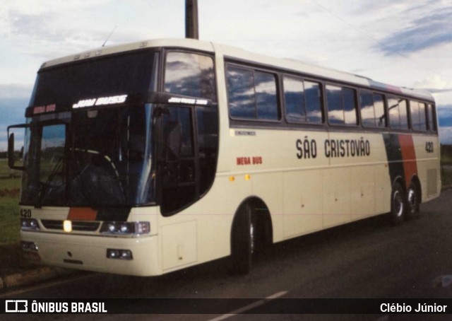Empresa São Cristóvão 420 na cidade de Brasília, Distrito Federal, Brasil, por Clébio Júnior. Número da foto: #6966744.