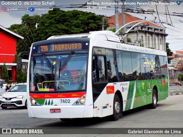 Metra - Sistema Metropolitano de Transporte 7402 na cidade de São Paulo, São Paulo, Brasil, por Gabriel Giacomin de Lima. Número da foto: #6966982.