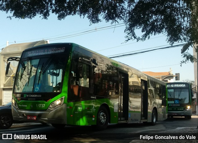 Viação Santa Brígida 1 1737 na cidade de São Paulo, São Paulo, Brasil, por Felipe Goncalves do Vale. Número da foto: #6968170.