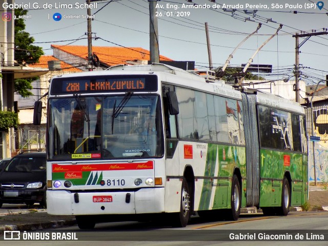 Metra - Sistema Metropolitano de Transporte 8110 na cidade de São Paulo, São Paulo, Brasil, por Gabriel Giacomin de Lima. ID da foto: 6972142.