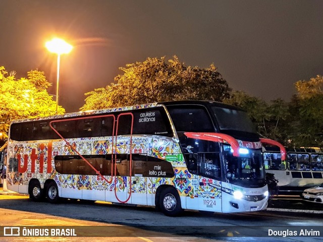 UTIL - União Transporte Interestadual de Luxo 11924 na cidade de Mogi das Cruzes, São Paulo, Brasil, por Douglas Alvim. ID da foto: 6972092.