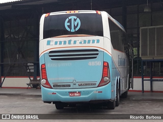 Emtram 4850 na cidade de Paraíba do Sul, Rio de Janeiro, Brasil, por Ricardo  Barbosa. Número da foto: #6972856.