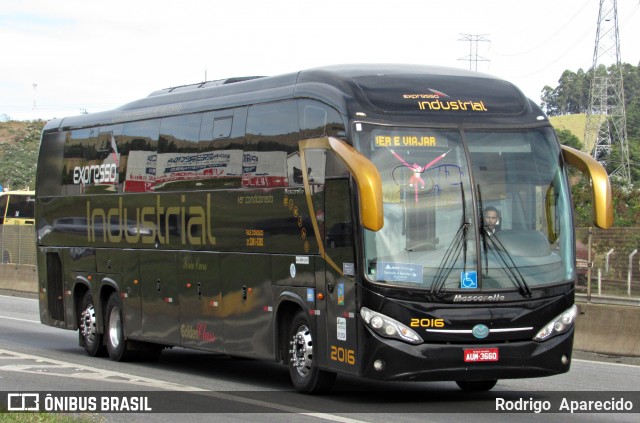 Expresso Industrial Turismo 2016 na cidade de Aparecida, São Paulo, Brasil, por Rodrigo  Aparecido. ID da foto: 6975367.