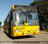 Auto Viação São José dos Pinhais EC301 na cidade de Curitiba, Paraná, Brasil, por Sergio Oliveira. Número da foto: #:id.